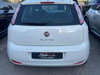 Usata Fiat Punto Street 85 CV (62 kW) 2014 Bianco Utilitaria