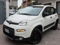 Usata Fiat Panda 4x4 S 95 CV (69 kW) 2018 Bianco Utilitaria