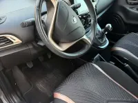 Usata Lancia Ypsilon Gold 69 CV (50 kW) 2022 Grigio Utilitaria