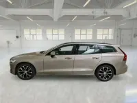 Usata Volvo V60 Business Edition 150 CV (110 kW) 2019 Beige Station wagon