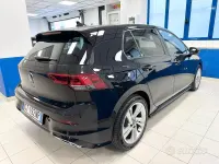 Usata VW Golf VII R-line 150 CV (110 kW) 2021 Nero Utilitaria