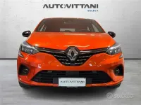 Usata Renault Clio V Techno 91 CV (66 kW) 2023 Grigio