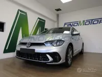 Usata VW Polo R-line 116 CV (85 kW) 2024 Argento Berlina