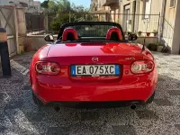 Usata Mazda MX5 126 CV (92 kW) 2010 Rosso Cabrio