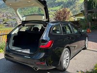 Usata BMW 318 150 CV (110 kW) 2021 Nero Station wagon