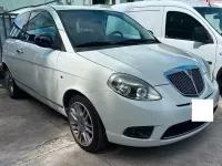 Usata Lancia Ypsilon 69 CV (50 kW) 2011 Bianco Utilitaria