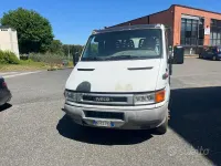 Usata Iveco Daily 86 CV (63 kW) 2001 Bianco Berlina