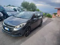 Usata Peugeot 208 Allure 75 CV (55 kW) 2016 Grigio Utilitaria