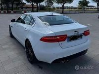 Usata Jaguar XE Portfolio 180 CV (132 kW) 2017 Bianco Berlina