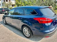 usata Ford Focus cambio automatico anno 2015 km 225000