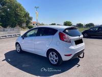 Usata Ford Fiesta ST-Line 75 CV (55 kW) 2016 Bianco Utilitaria