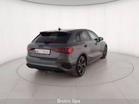 Usata Audi A3 S-Line 116 CV (85 kW) 2023 Grigio metallizzato Berlina