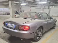 Usata Mazda MX5 148 CV (108 kW) 2004 Argento Cabrio