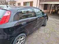 Usata Fiat Grande Punto 77 CV (56 kW) 2011 Nero Utilitaria