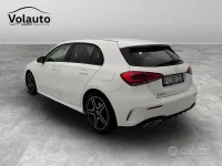 Usado Mercedes A180 Premium 116 CV (85 kW) 2020 Blanco Berlina