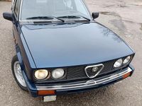 Usata Alfa Romeo Alfetta 130 CV (95 kW) 1984 Blu Berlina