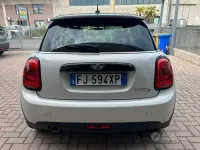 Usata Mini One D Hype 116 CV (85 kW) 2017 Grigio Utilitaria