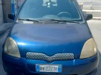 Usata Toyota Yaris 68 CV (50 kW) 2001 Blu Berlina