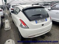 Usata Lancia Ypsilon S 70 CV (51 kW) 2024 Bianco(met.) Utilitaria