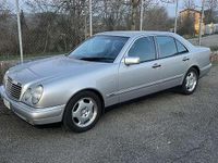 Usata Mercedes E320 Elegance 220 CV (161 kW) 1996 Other Berlina