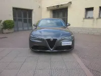 Usata Alfa Romeo Giulia Super 150 CV (110 kW) 2017 Grigio Berlina