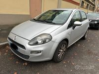 Usata Fiat Grande Punto Lounge 77 CV (56 kW) 2012 Grigio Utilitaria