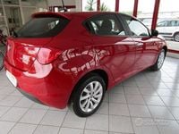 Usata Alfa Romeo Giulietta 120 CV (88 kW) 2018 Rosso Utilitaria