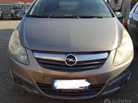 Usata Opel Corsa 75 CV (55 kW) 2011 Grigio Utilitaria