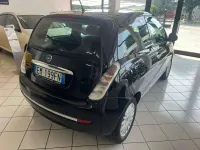 Usata Lancia Ypsilon 69 CV (50 kW) 2012 Nero Utilitaria