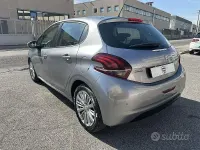 Usata Peugeot 208 Allure 83 CV (61 kW) 2019 Grigio Utilitaria