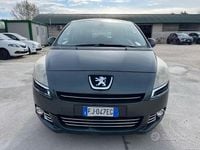 Usata Peugeot 5008 Premium 120 CV (88 kW) 2011 Grigio Monovolume