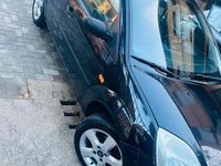 Usata Ford Fiesta 68 CV (50 kW) 2004 Nero Utilitaria