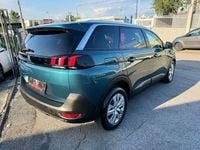 Usado Peugeot 5008 Active 131 CV (96 kW) 2019 Verde Monovolumen