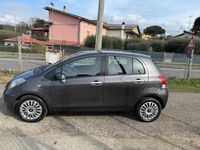 usata Toyota Yaris 1.3 5 porte M-MT Sol AUTOMATICA