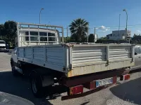 Usata Iveco Daily 96 CV (70 kW) 2005 Bianco