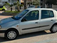 Usata Renault Clio II 64 CV (47 kW) 1999 Grigio Berlina