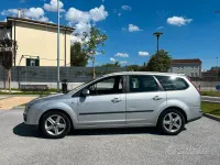 Usata Ford Focus Style 90 CV (66 kW) 2007 Grigio Station wagon