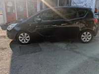 Usata Opel Meriva Cosmo 95 CV (69 kW) 2011 Nero Monovolume