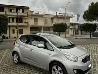 Usata Kia Venga 90 CV (66 kW) 2013 Grigio Utilitaria