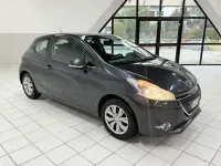 Usata Peugeot 208 Access 82 CV (60 kW) 2012 Grigio Utilitaria