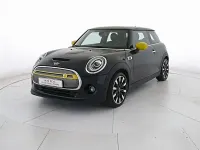 Usata Mini Cooper SE 135 kW (184 CV) 2021 Enigmatic black mini yours Utilitaria
