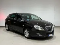 Usata Lancia Delta 120 CV (88 kW) 2013 Nero Utilitaria