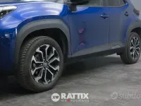 Usata Toyota Yaris Hybrid Trend 116 CV (85 kW) 2022 Blu SUV