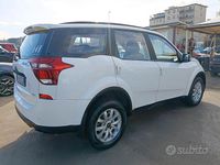 Usata Mahindra XUV500 140 CV (102 kW) 2021 Bianco SUV