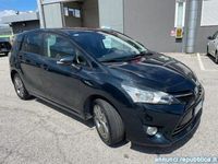 usata Toyota Avensis Verso 1.6 D-4D Active 7 posti Zugliano