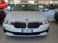 Usata BMW 530e Efficient Dynamics 184 CV (135 kW) 2022 Bianco Berlina