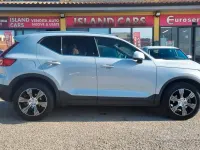 Usata Volvo XC40 Momentum 163 CV (119 kW) 2021 Grigio SUV