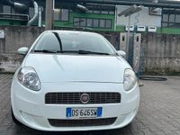Usata Fiat Grande Punto 75 CV (55 kW) 2008 Bianco Utilitaria