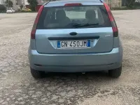 Begagnad Ford Fiesta Zetec 68 HK (50 kW) 2004 Other Halvkombi