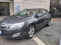 Usata Opel Astra 110 CV (80 kW) 2012 Grigio Station wagon